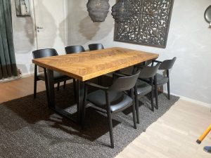 ZigZag Dining Table